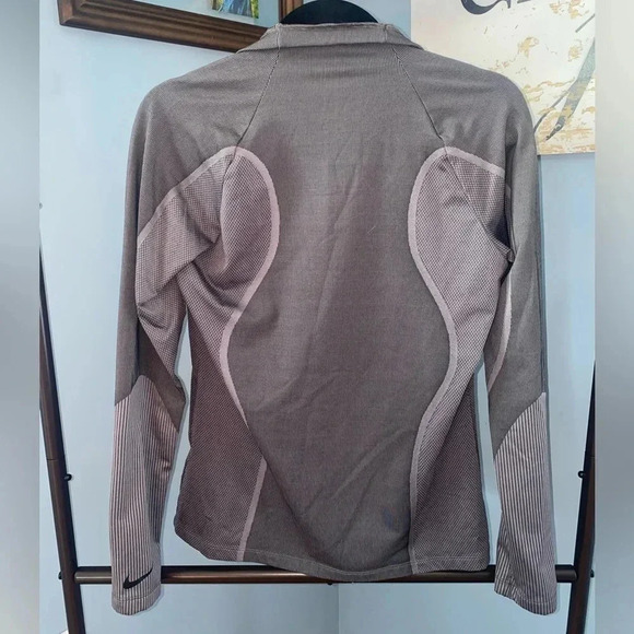 Women’s Nike pro hyperwarm quarter zip pullover top gray black color Size L - Picture 4 of 5